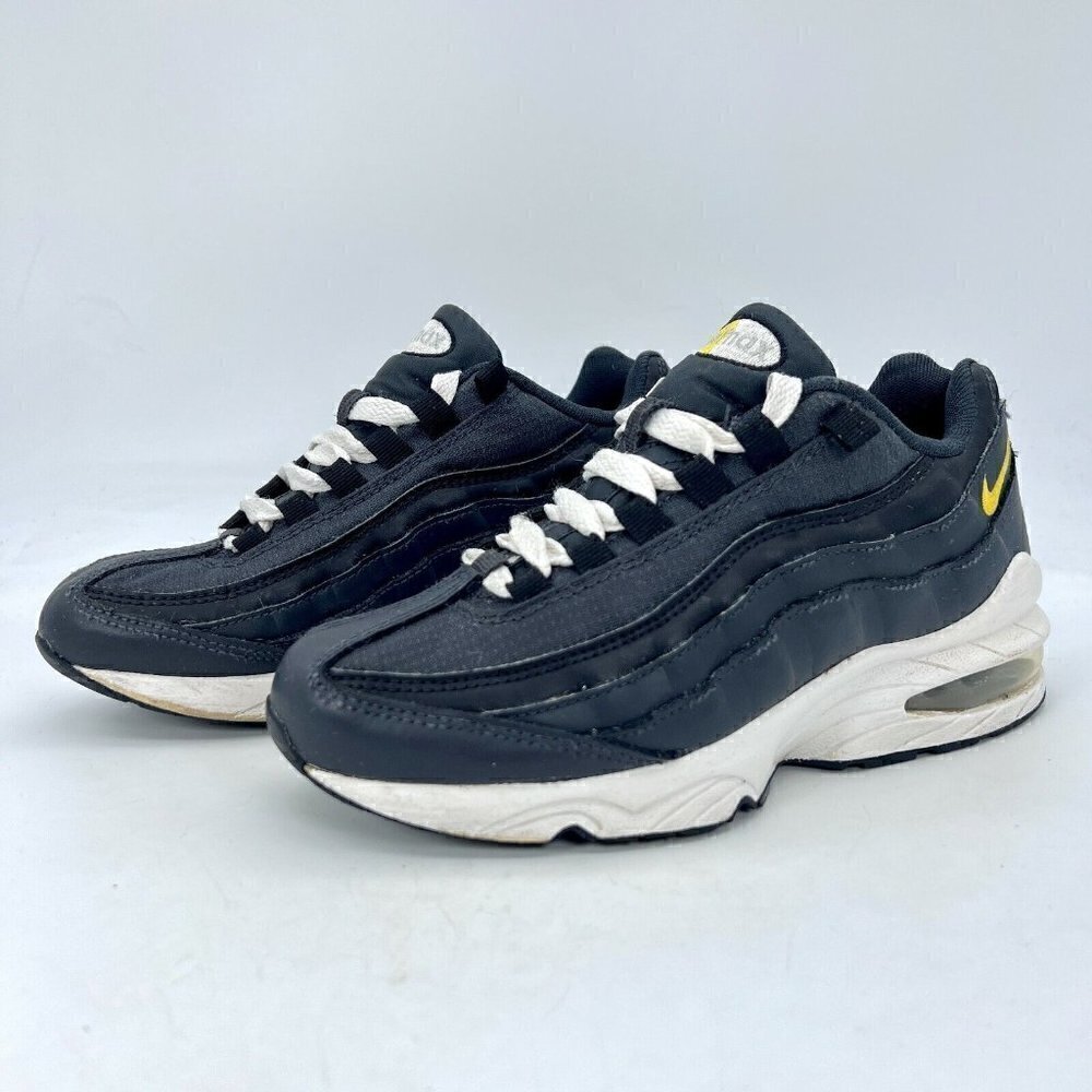 Nike Boys Air Max 95 905348-028 Low Top Black Athletic Sneaker Shoes Size 4.5